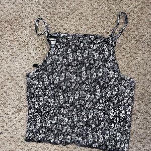 🌹3 items for $10 Forever 21 crop Tank Top